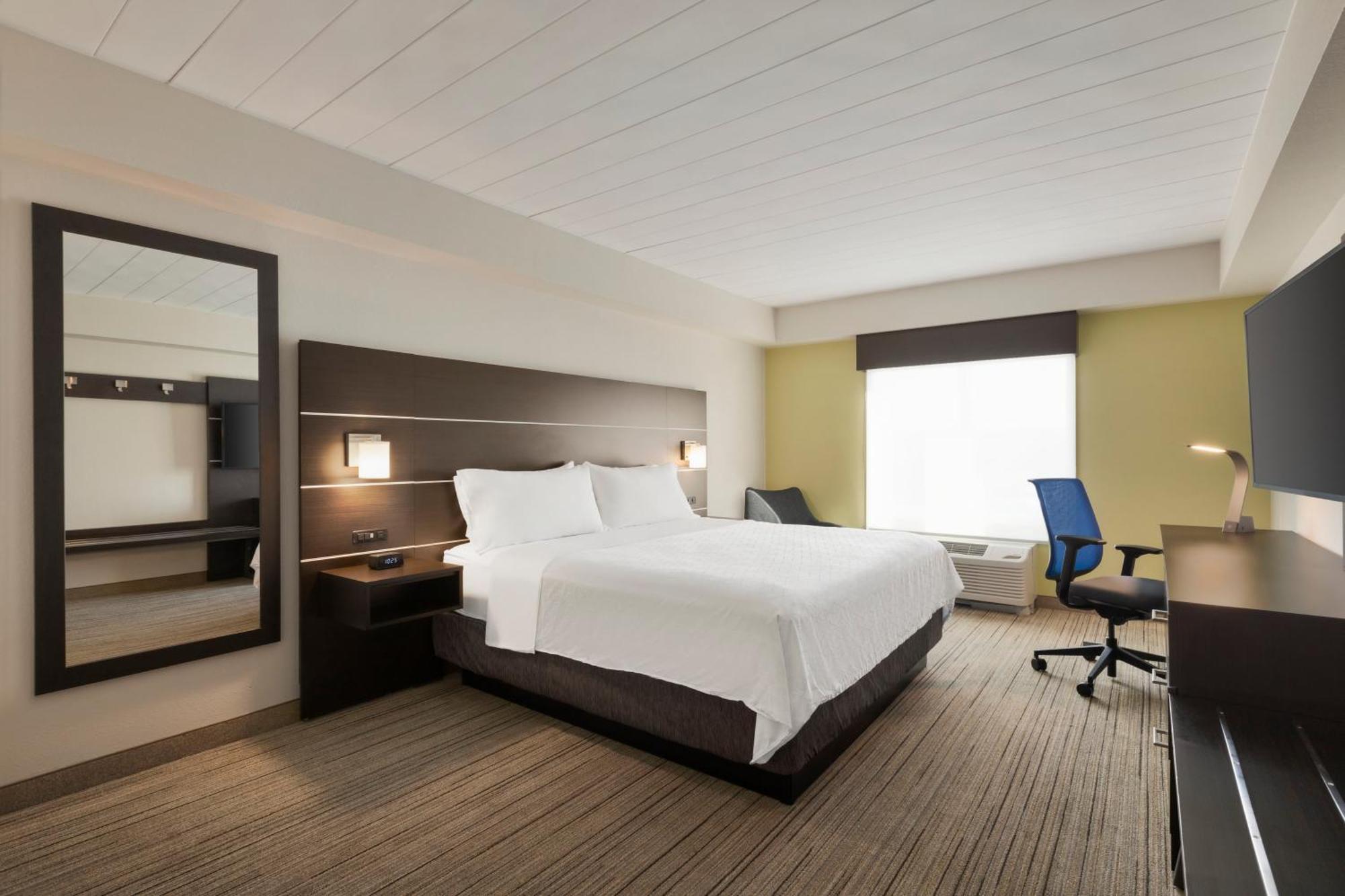 Standard Room,1448766238:JPEG